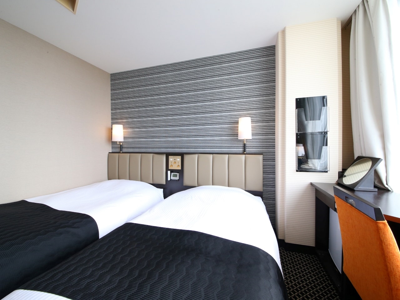 [Central Tower] Standard Twin Room