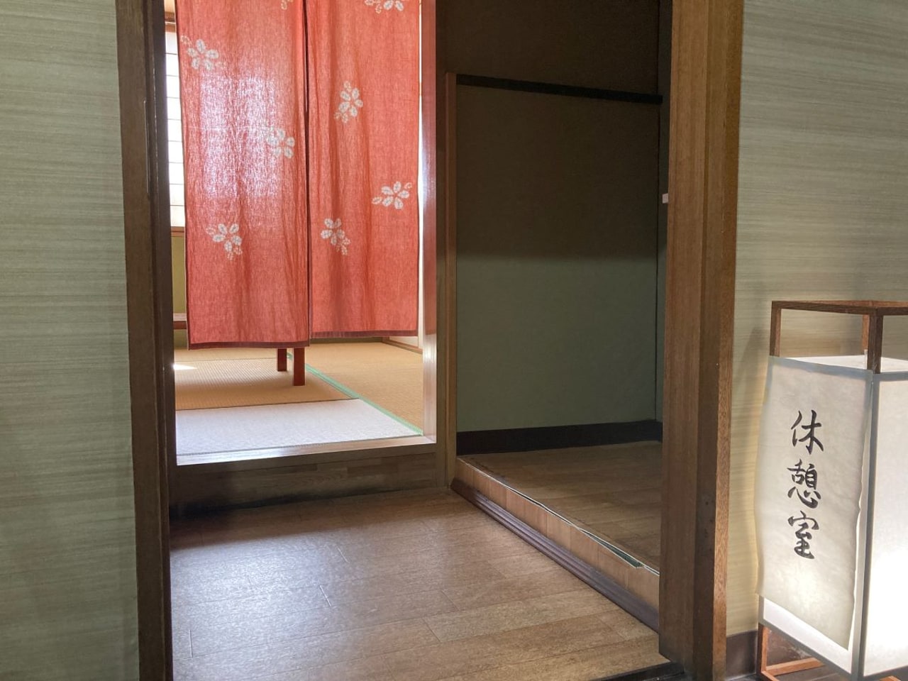 Rest room (in front of the large bathroom on the 1st floor)