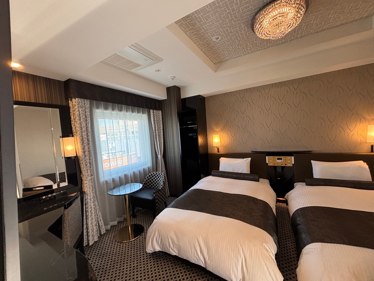 Deluxe twin room