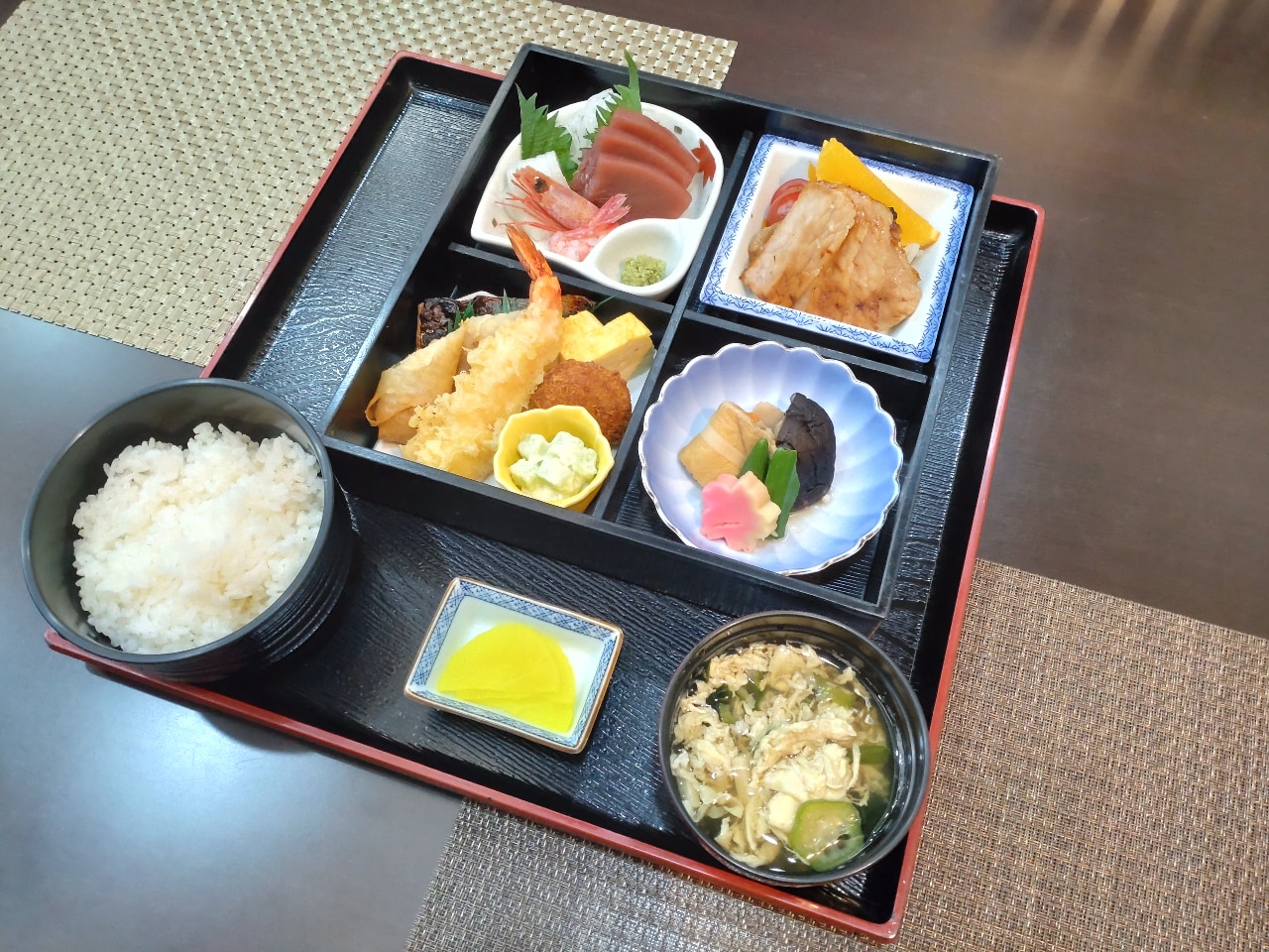 Shogetsu set meal (bamboo) 