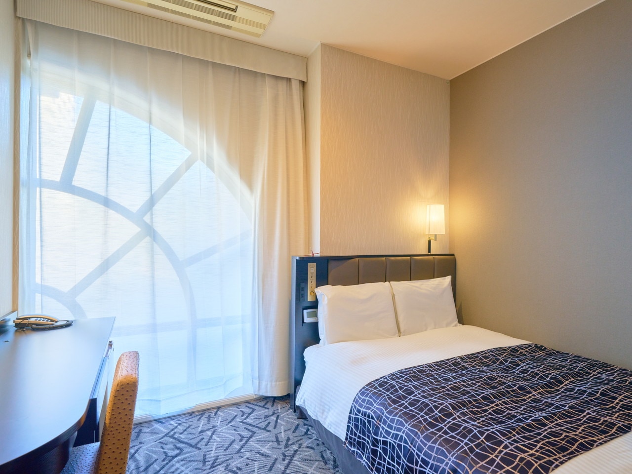 [Second Floor] Double Room - Non-Smoking