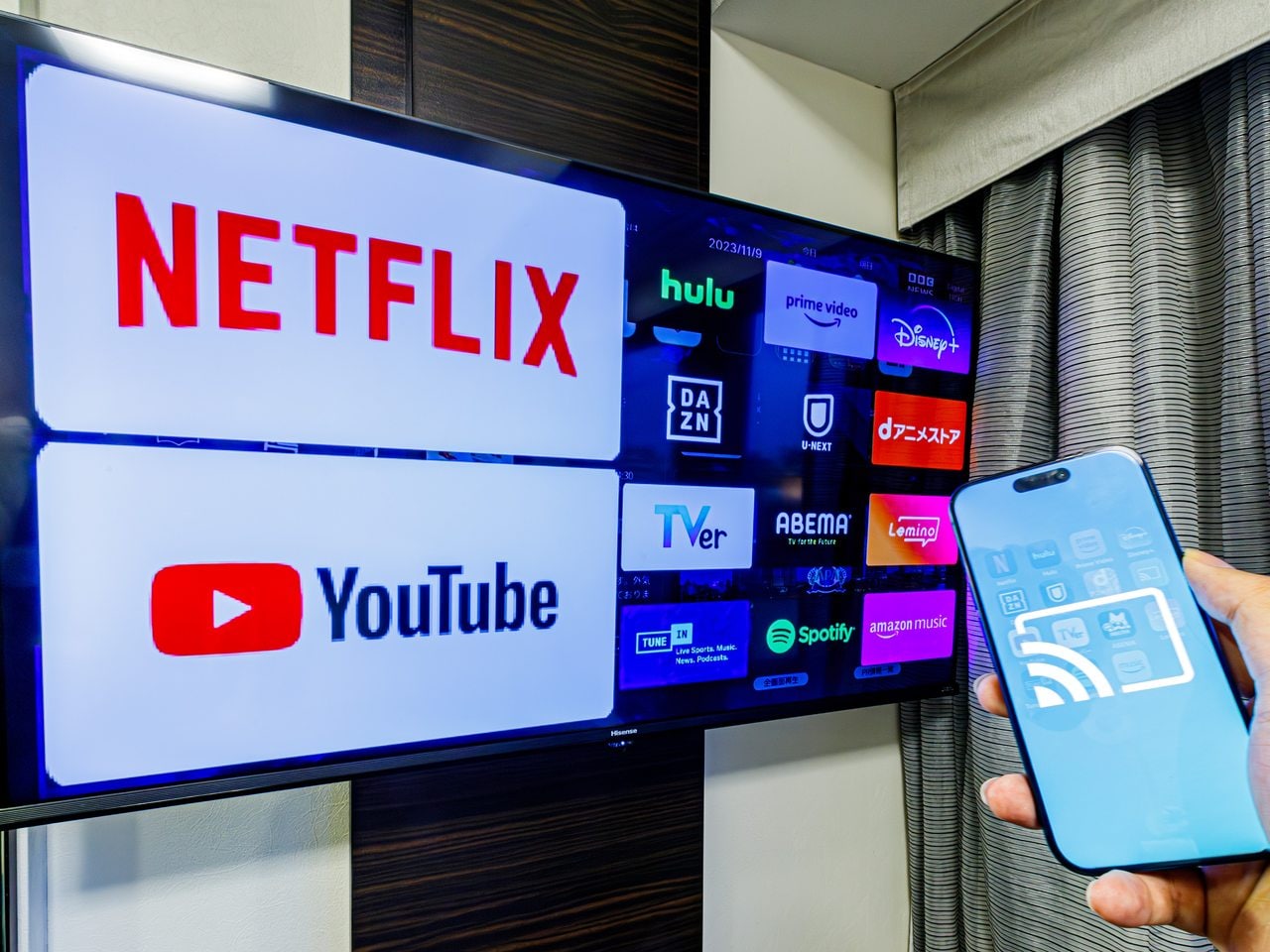 Equipped with a “cast function” that lets you display video streaming services on your TV's big screen with just two taps from your smartphone.