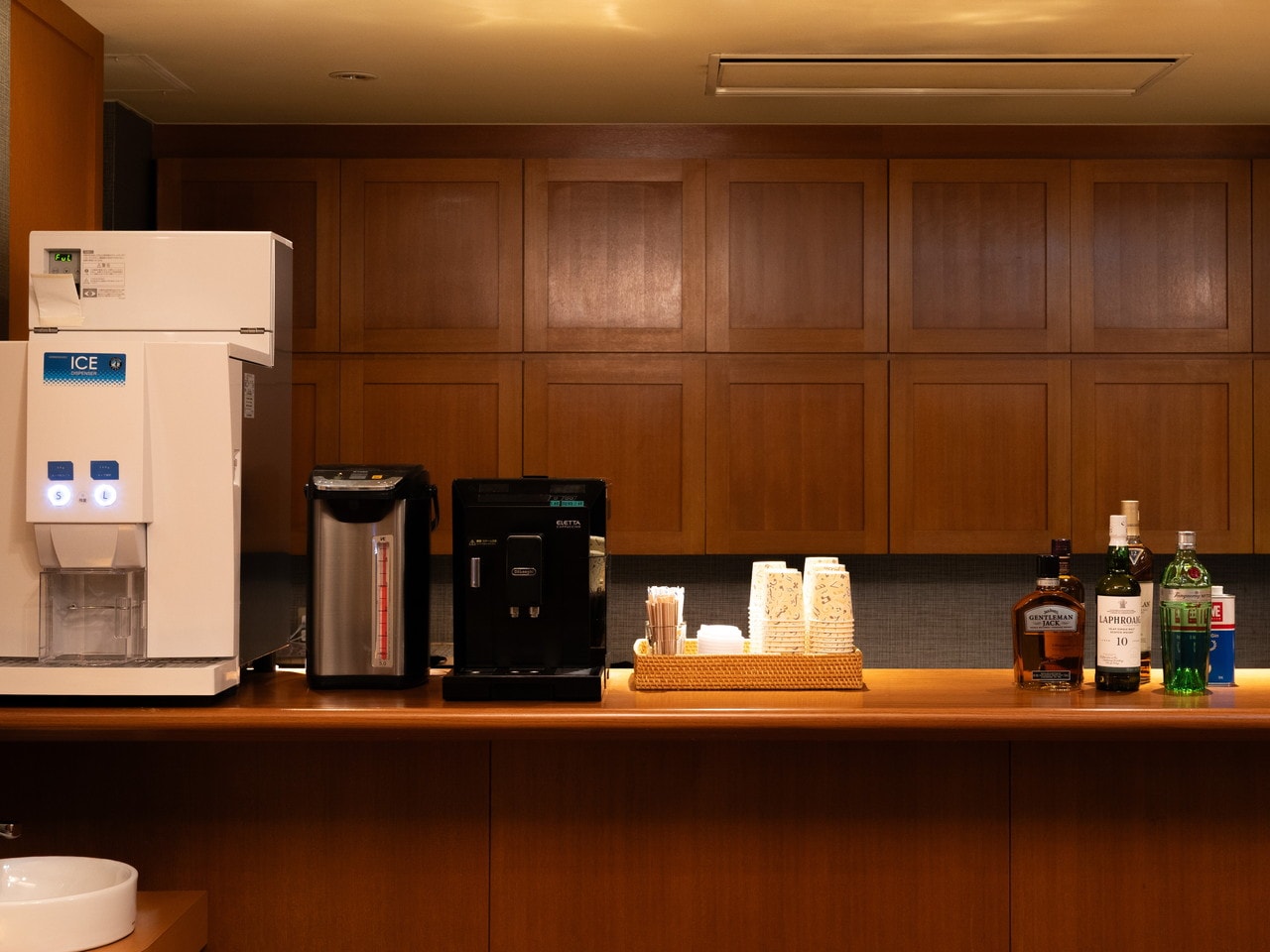 Coffee has ground per cup, the beans.