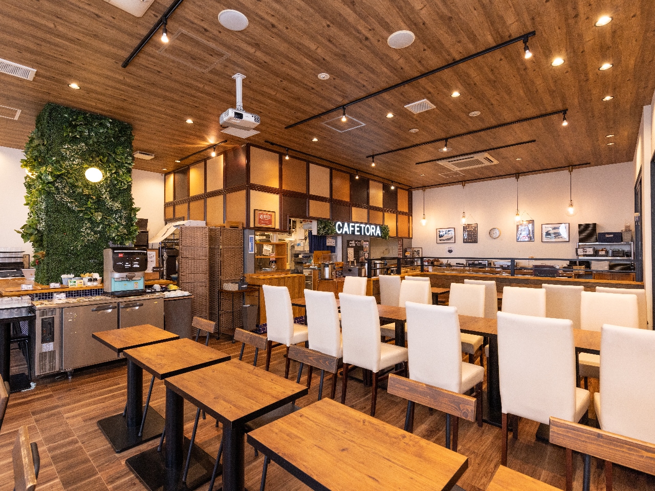 ■Interior of the restaurant