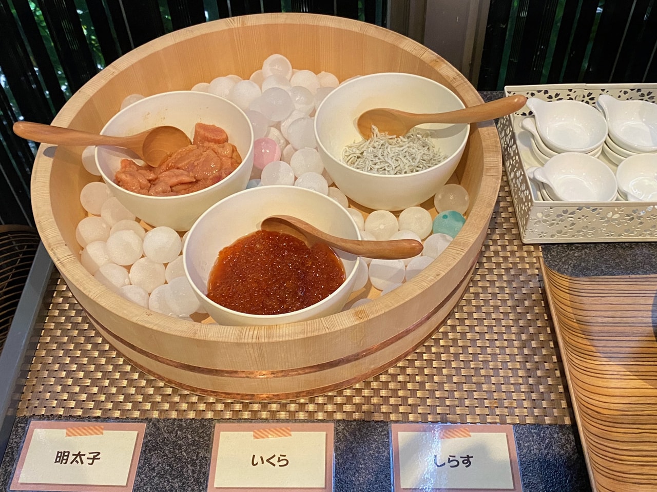 Seafood (salmon roe, whitebait, mentaiko)