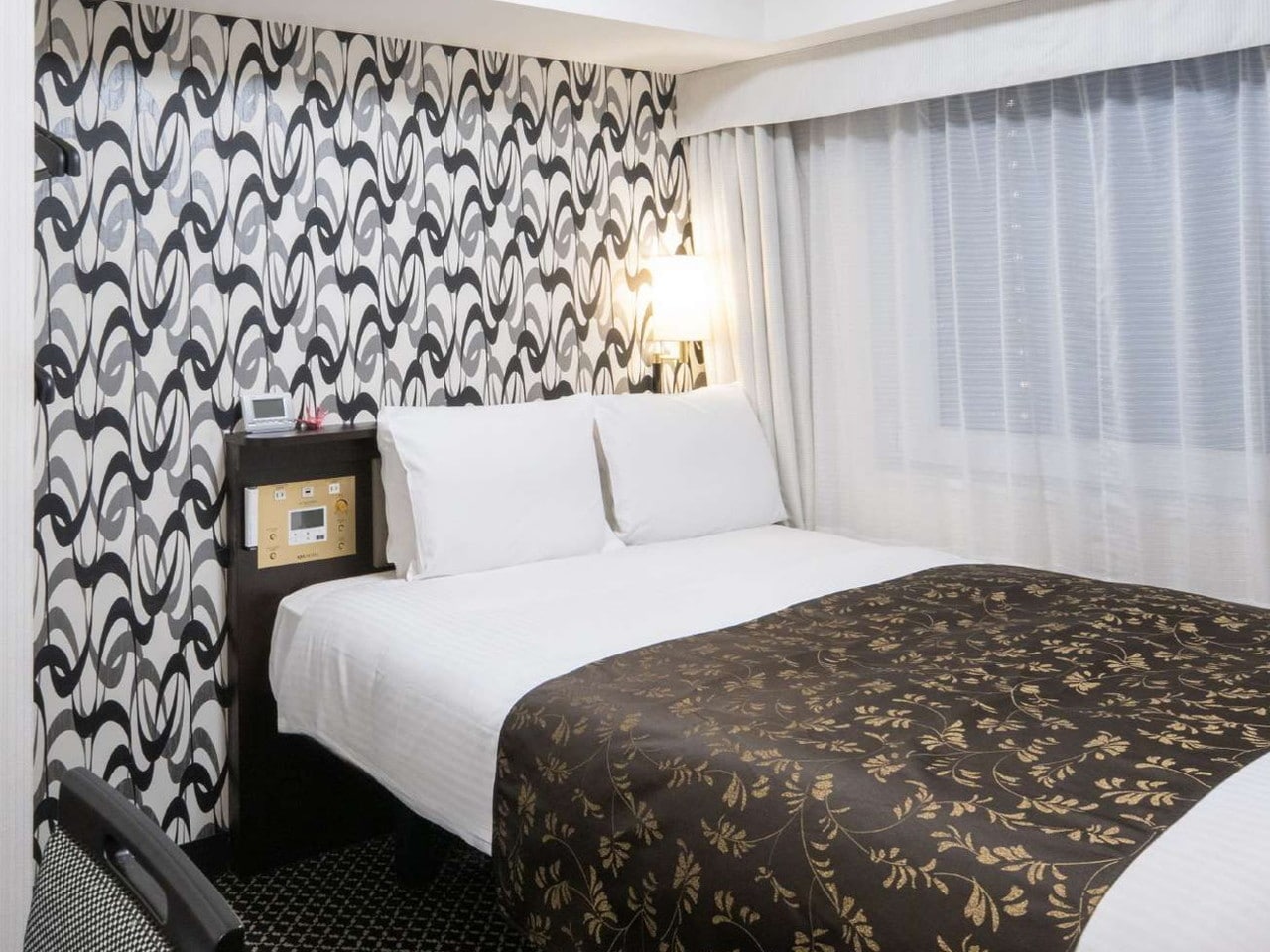 Standard Room (for 2 Adults)