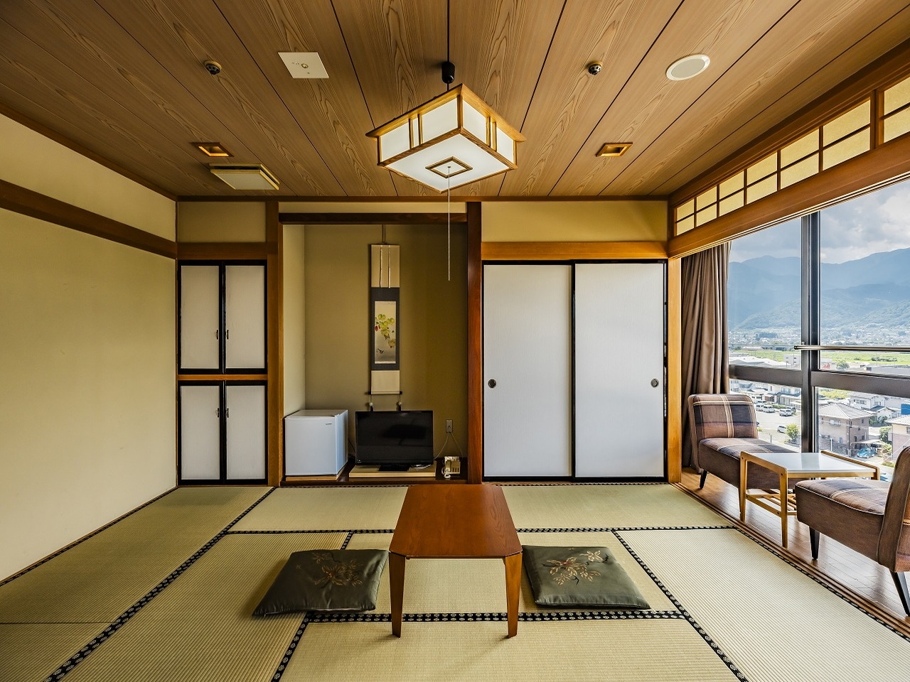 Japanese-style room (no bath)