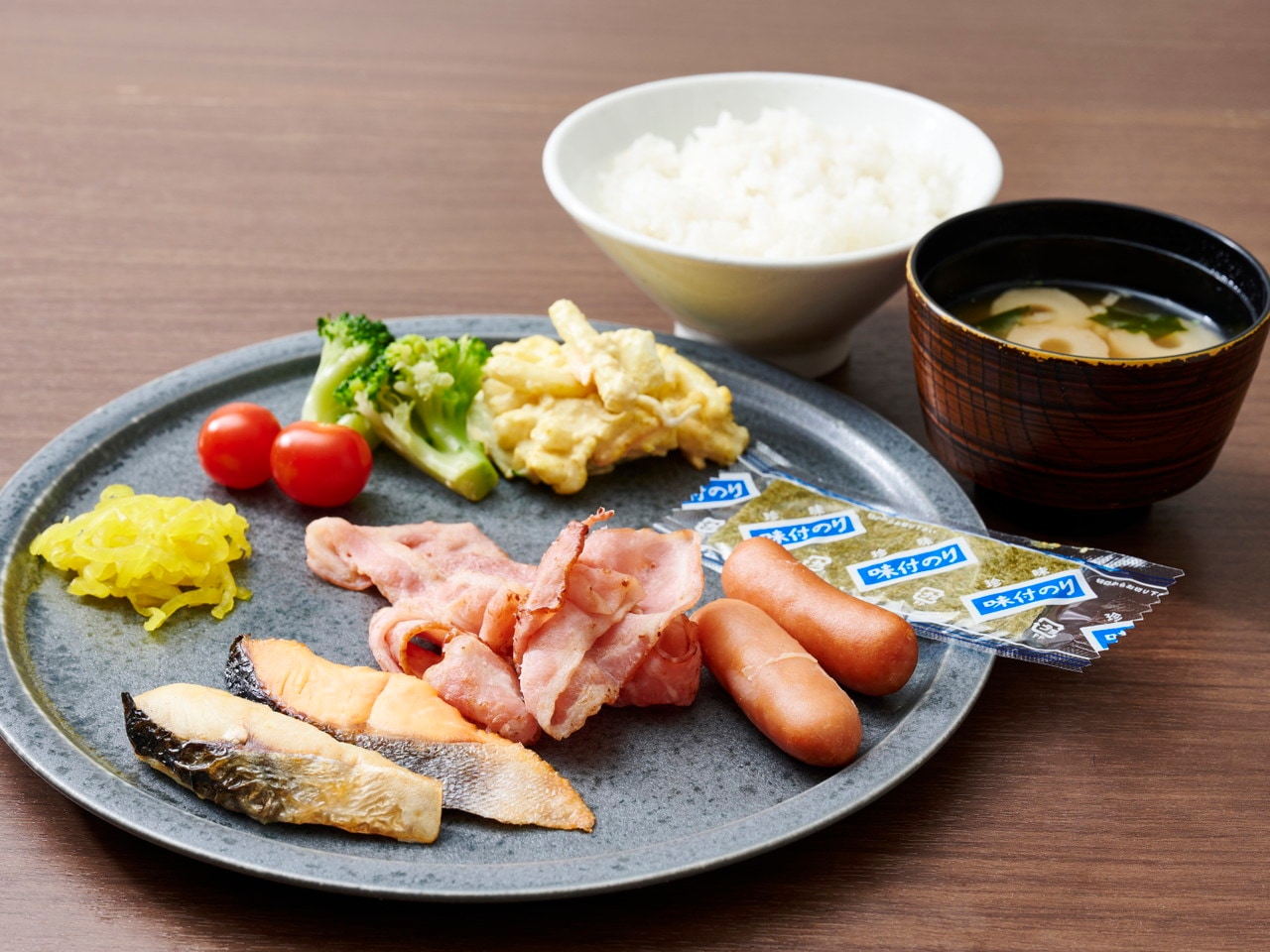 Example of arrangement (Japanese style)