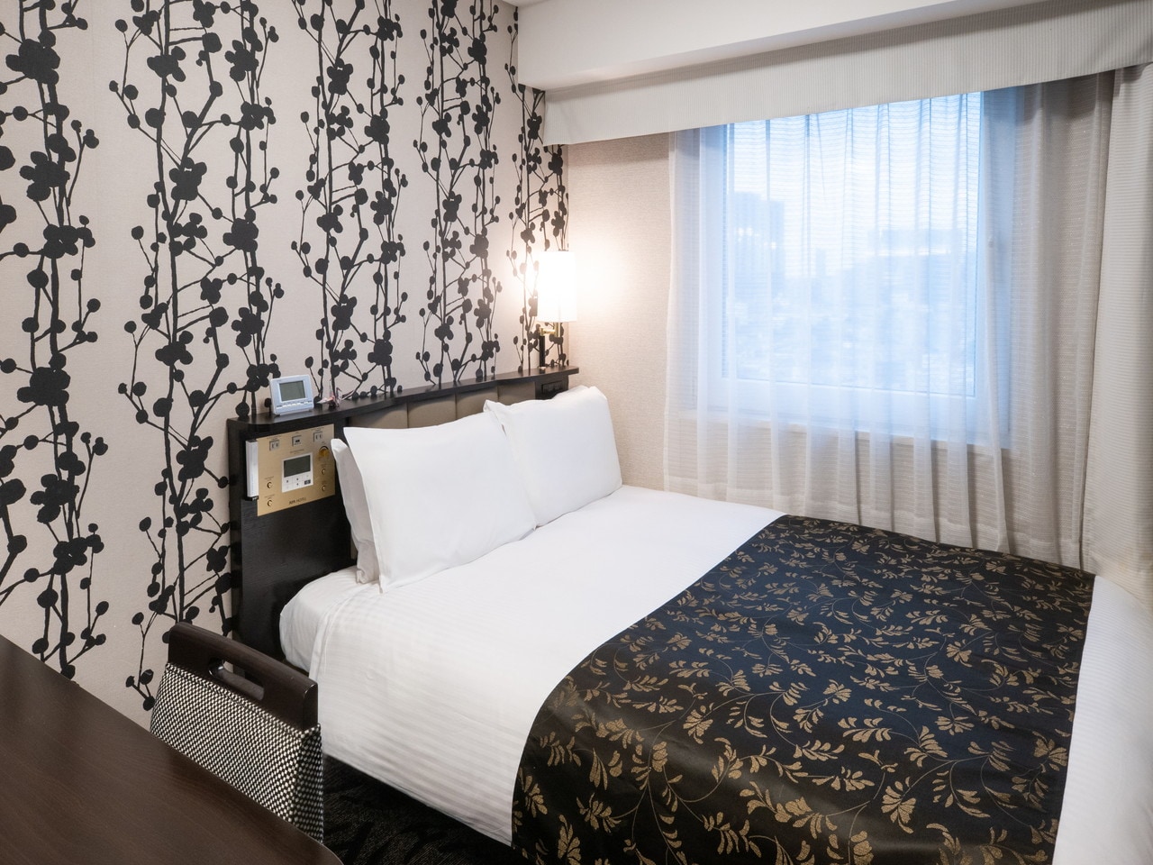 Standard Room (for 2 Adults)