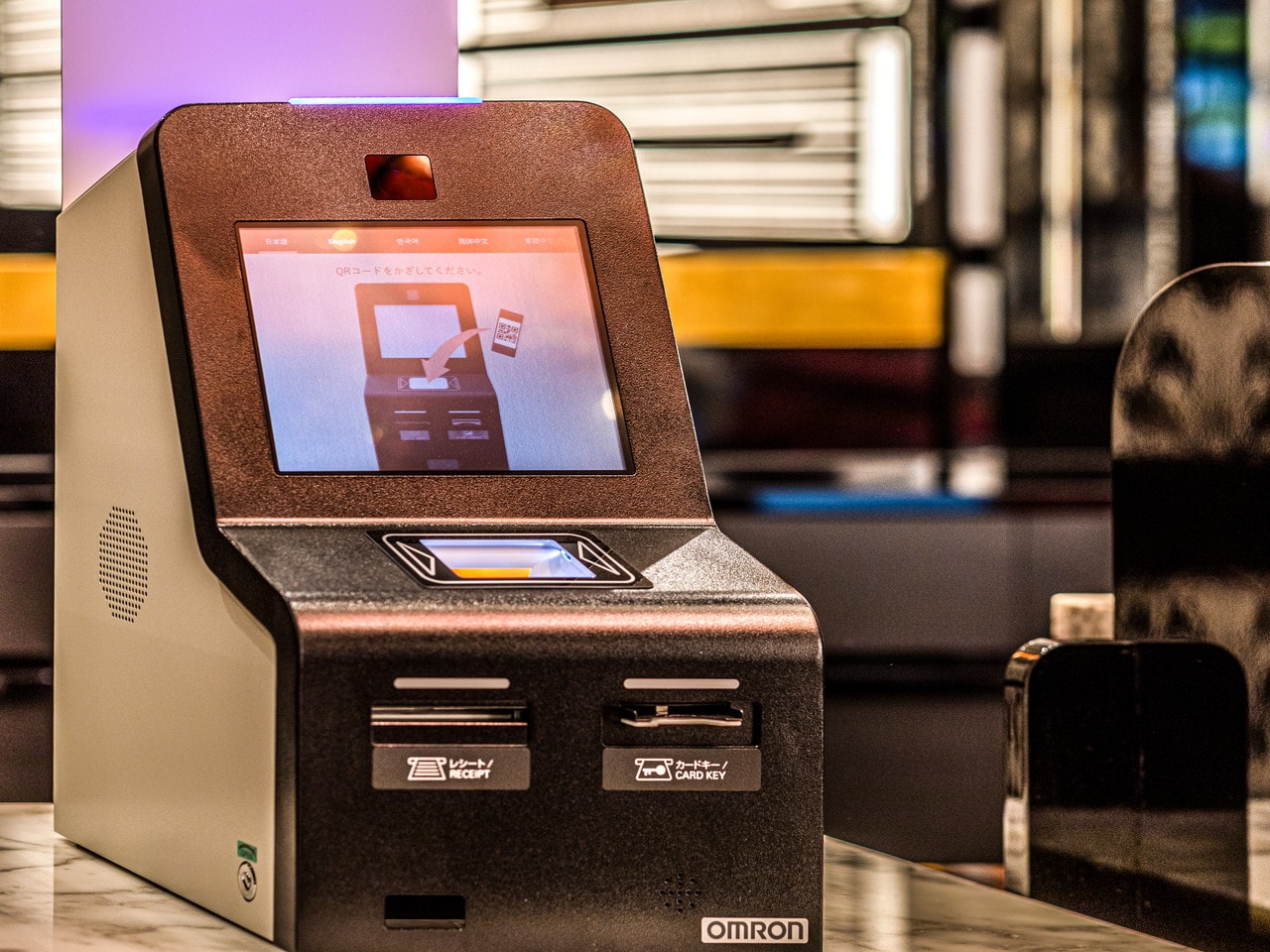 【1-second Check-in Kiosk】