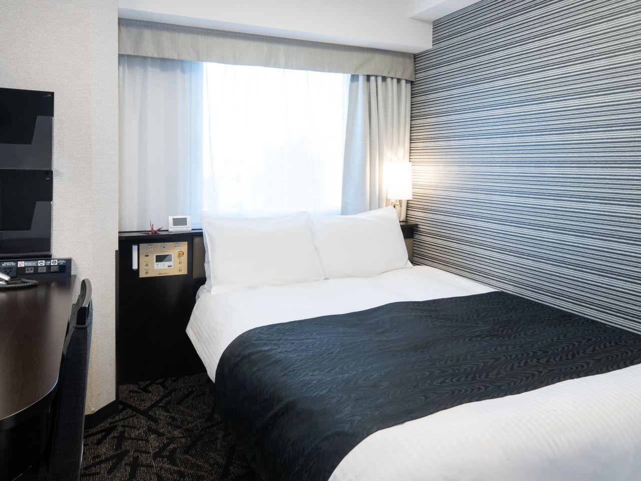 Standard Room (for 2 Adults)