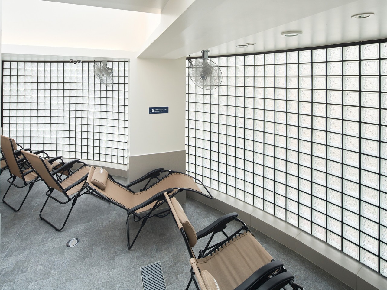 Inner air bath space