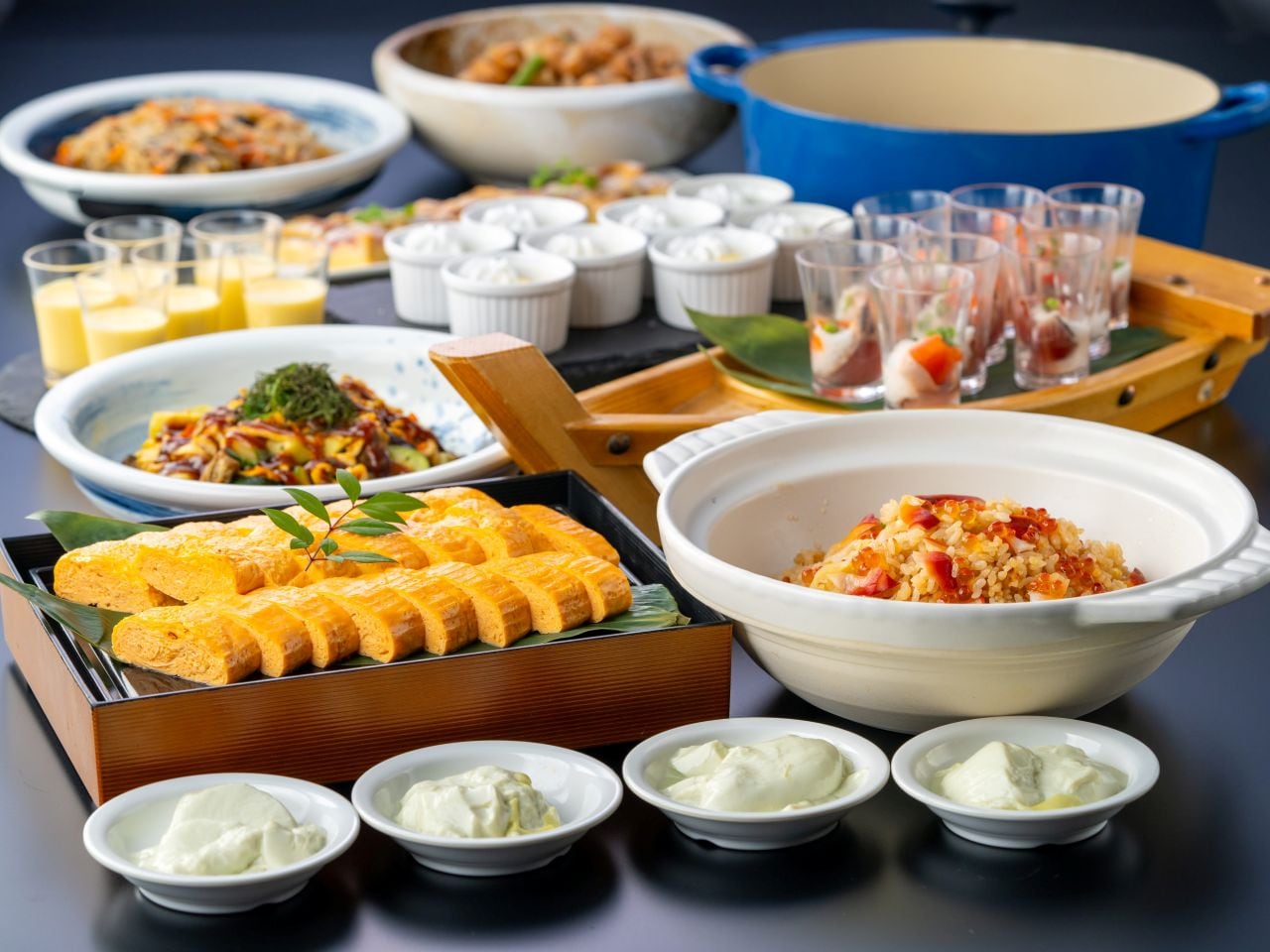Breakfast buffet (image)