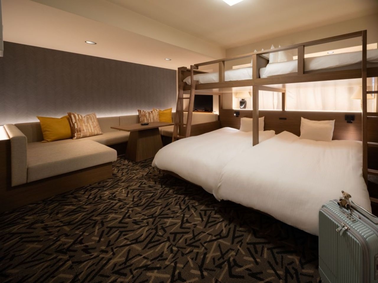 Deluxe Loft Room(42㎡)